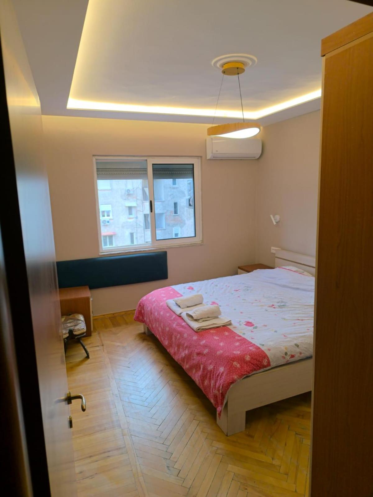 Myslym Shyri Lovely Top Apartment Тирана Экстерьер фото